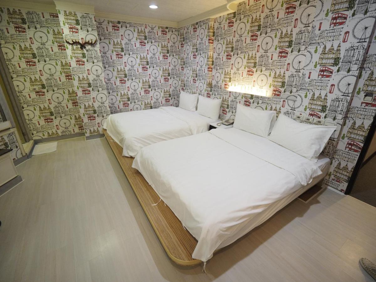 合悅都會商旅 Heyue Hotel Hsichu-stad Buitenkant foto