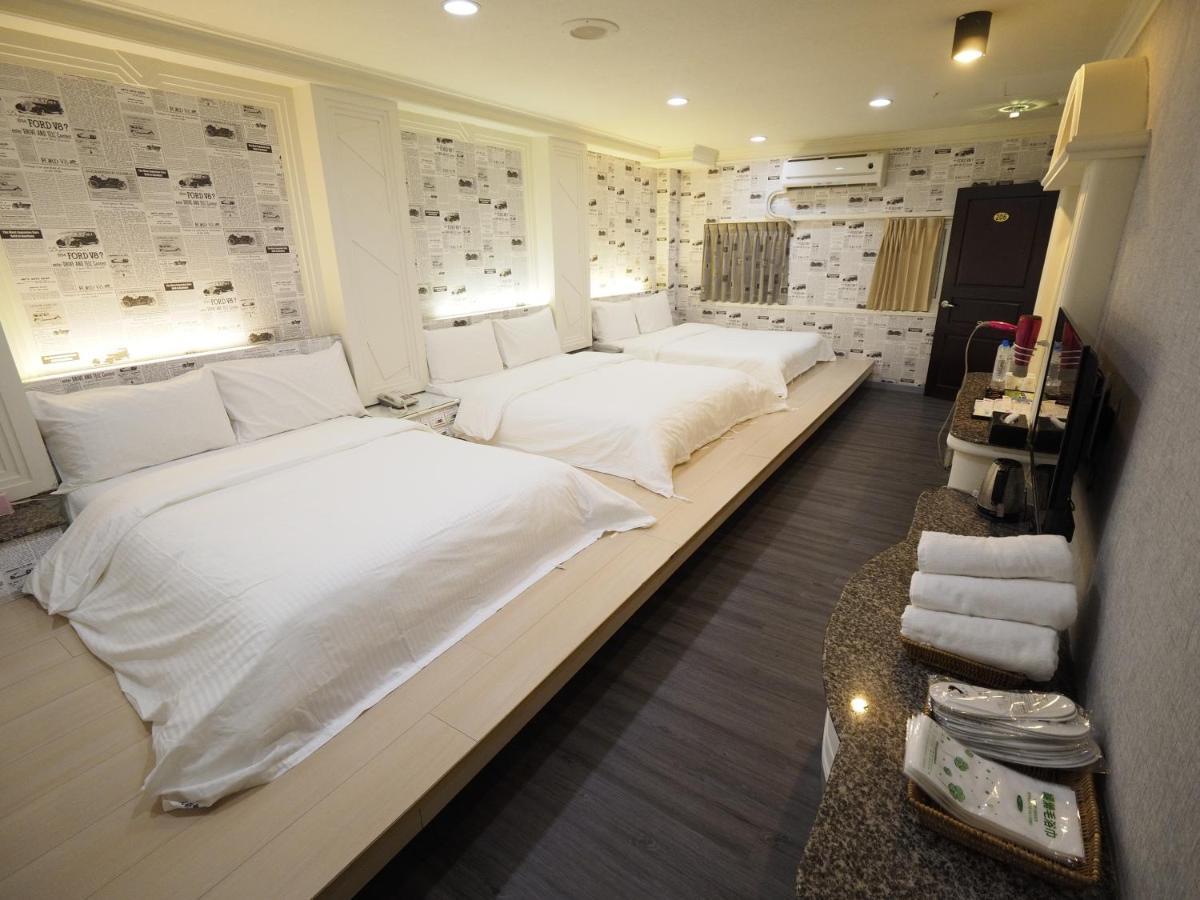 合悅都會商旅 Heyue Hotel Hsichu-stad Buitenkant foto